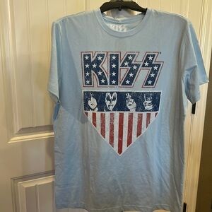 Nwt! KISS America Men’s Shirt size Large Lt. Blue